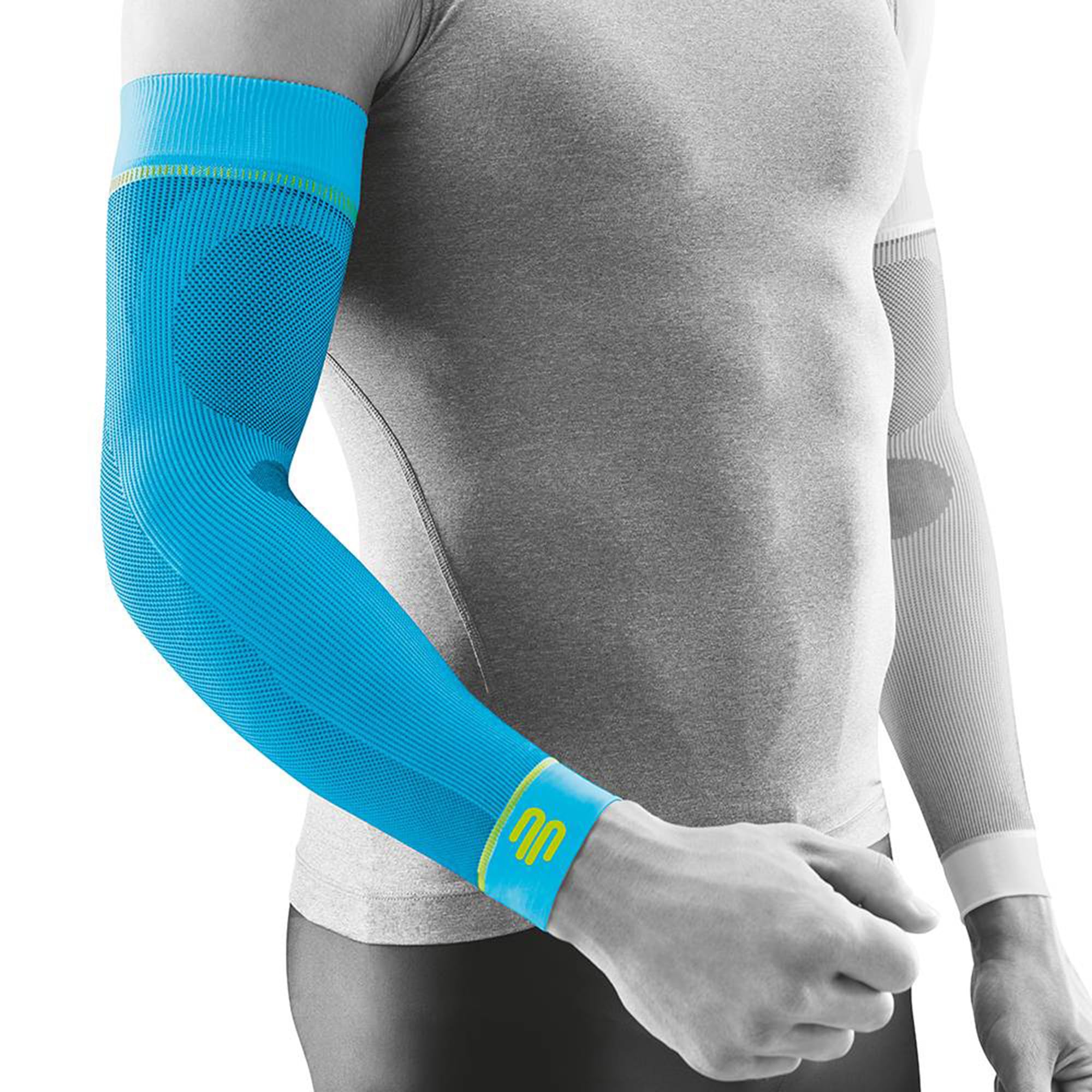 bauerfeind-sports-compression-sleeves-arm-paire-de-manchons-de-bras-noir-s-court image 2