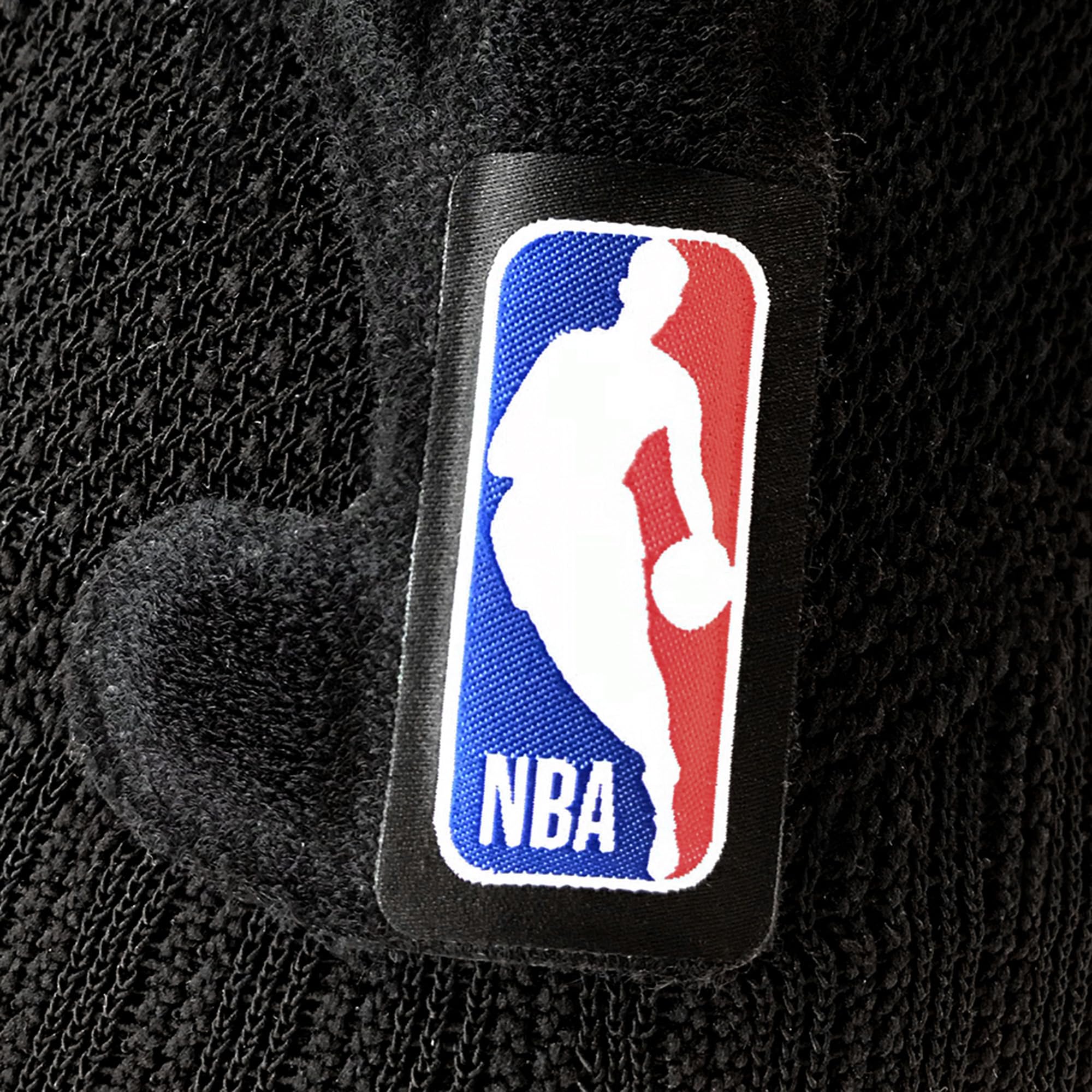 bauerfeind-sports-knee-support-nba-genouill-re-blanche-taille-xs image 4